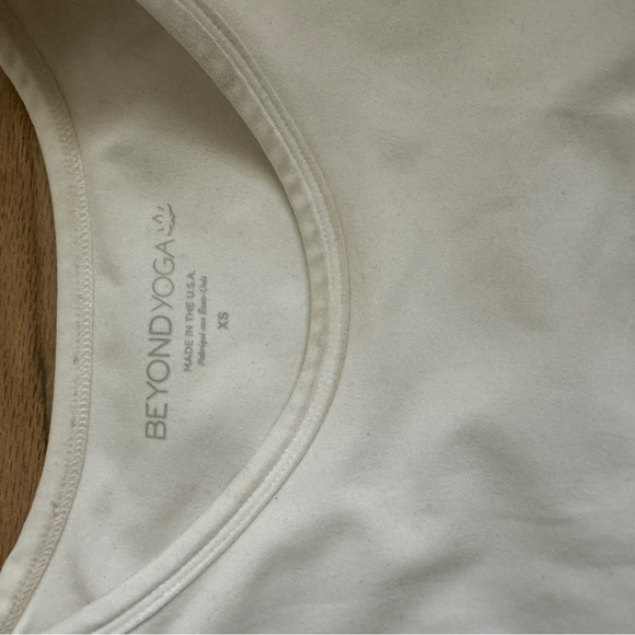 Beyond Yoga Spacedye Focus Crop Tank - Picture 2 of 6